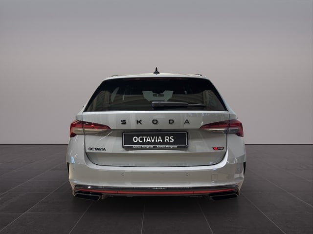 Skoda Octavia 2.0 TSI Combi Lounge RS