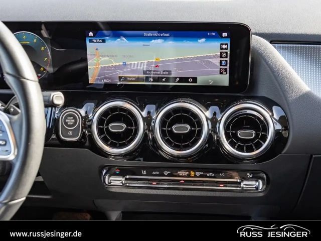 Mercedes-Benz B 180 Progressive Sedan