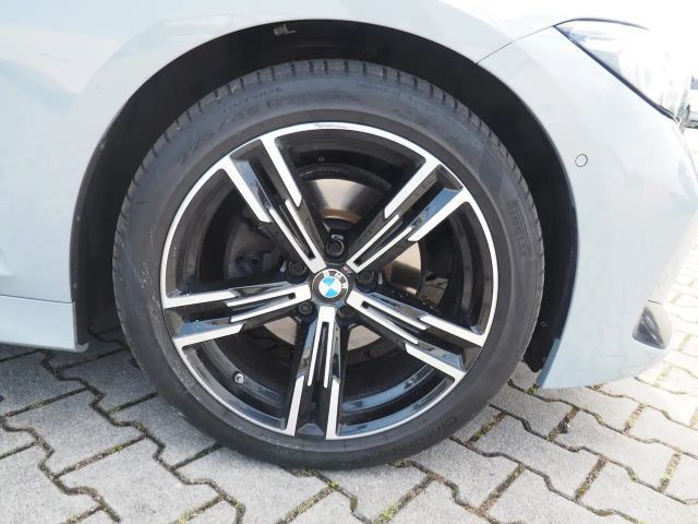 BMW 320 320d M-Sport Touring xDrive