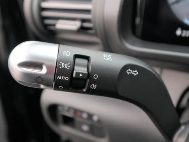 Hyundai INSTER Prime