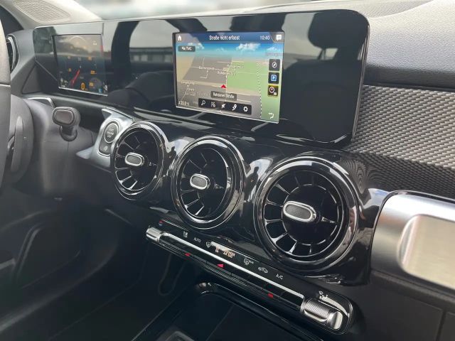 Mercedes-Benz GLB 200 4MATIC GLB 200 d Style