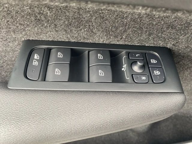 Volvo XC40 Dark Plus