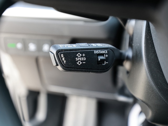 Audi Q4 e-tron SUV 45 e-tron Audi Q4 e-tron