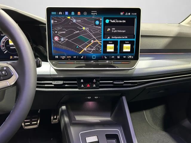 Volkswagen Golf Life Variant