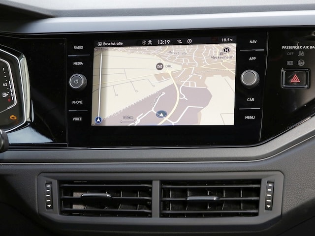 Volkswagen Polo 1.0 TSI DSG R-Line