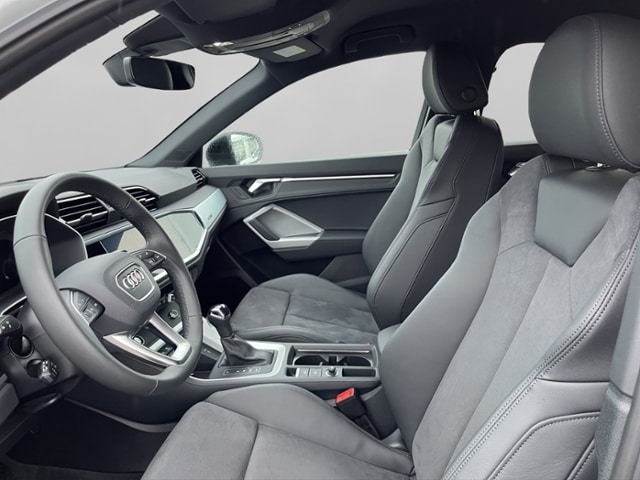 Audi Q3 35 TDI S-Tronic