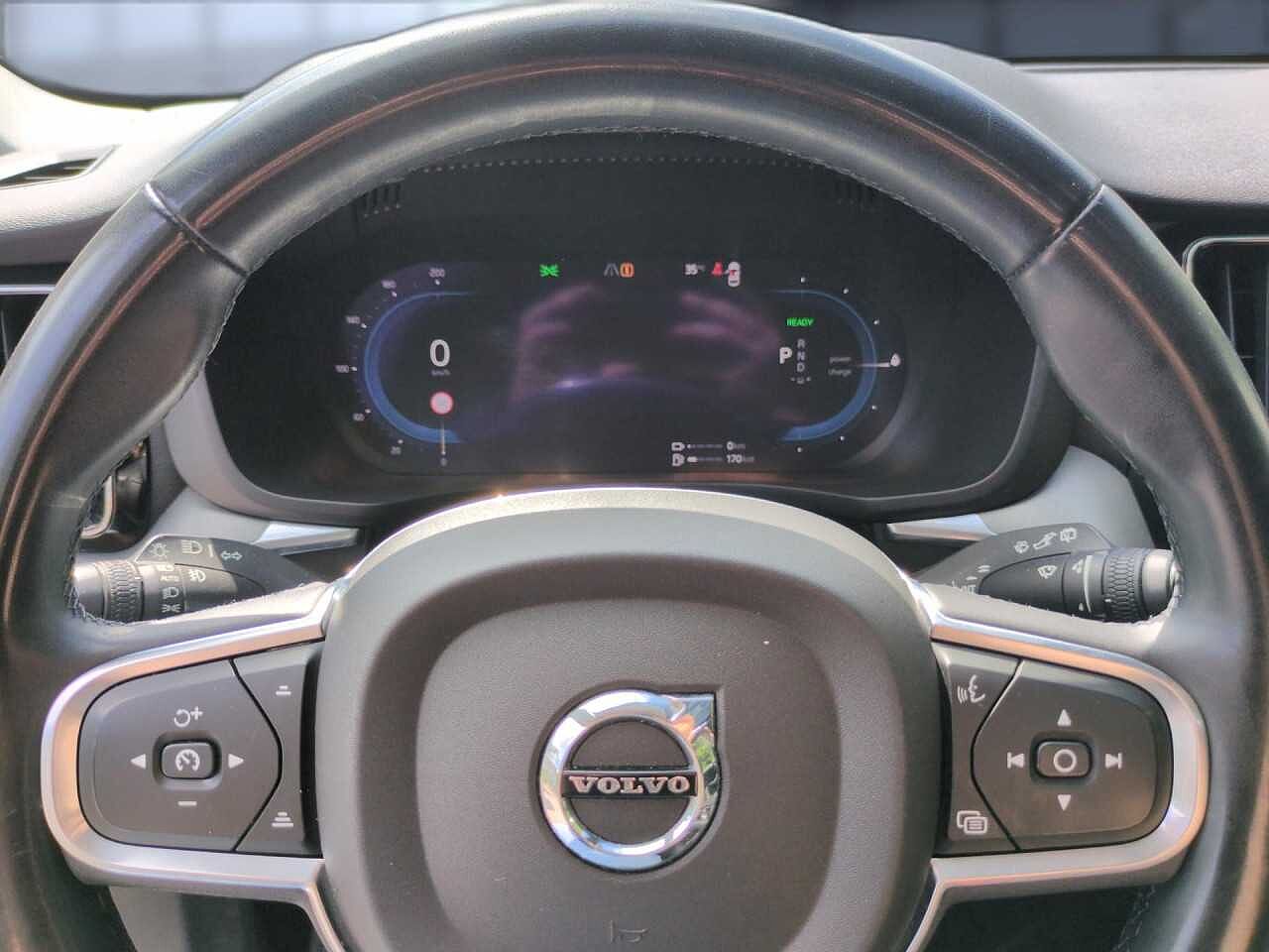 Volvo XC60 Bluetooth Head Up Display Navi LED Vollleder Klima Standhzg Einparkhilfe el. Fen