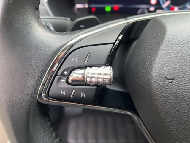 Skoda Octavia 2.0 TDI Combi Style Style