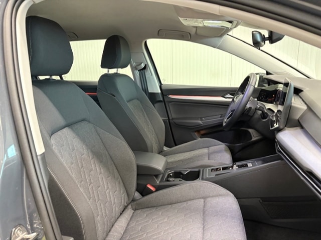 Volkswagen Golf 1.5 eTSI DSG Golf VIII Variant