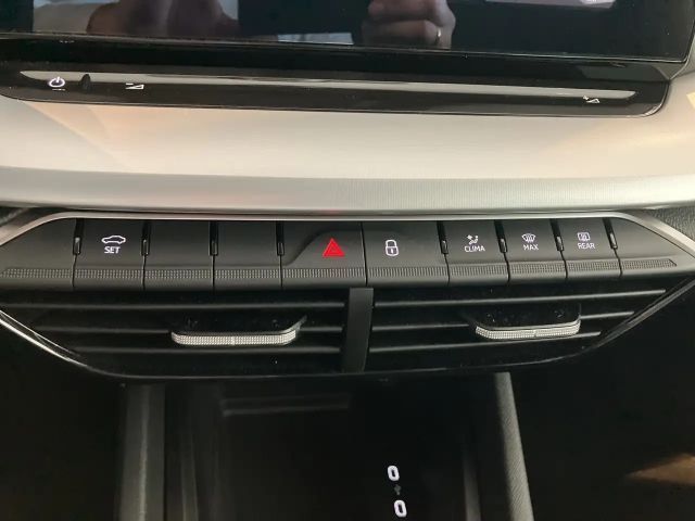 Skoda Octavia Essence TSI