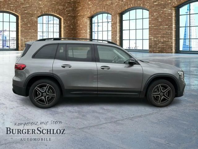 Mercedes-Benz GLB 220 AMG Line GLB 220 d