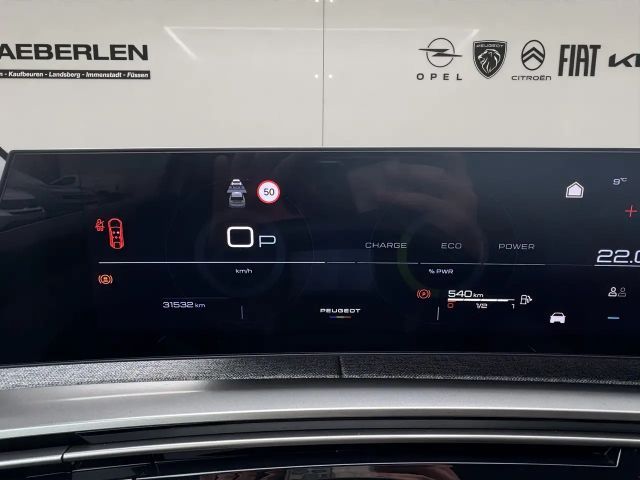 Peugeot 3008 1.2 145 e-DSC6 ACC+LED+Navi+SHZ+Winterp.