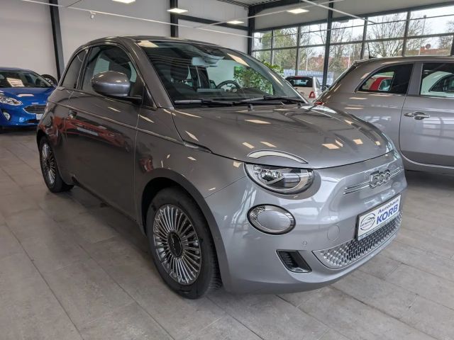 Fiat 500e 42kWh, Komfort+Style-Paket, Garantie