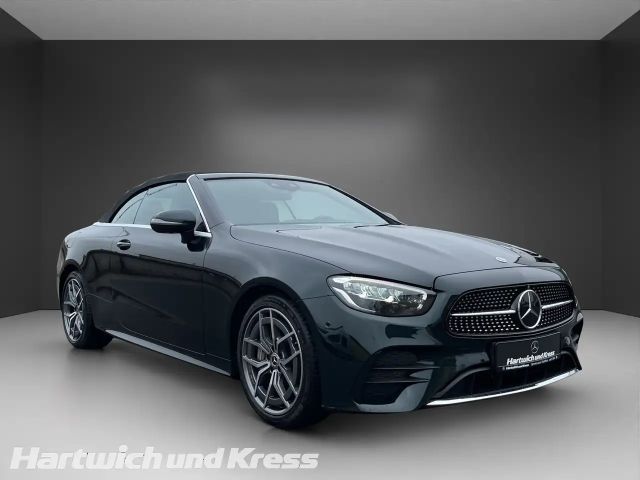 Mercedes-Benz E 300 AMG Line Cabriolet E 300 e