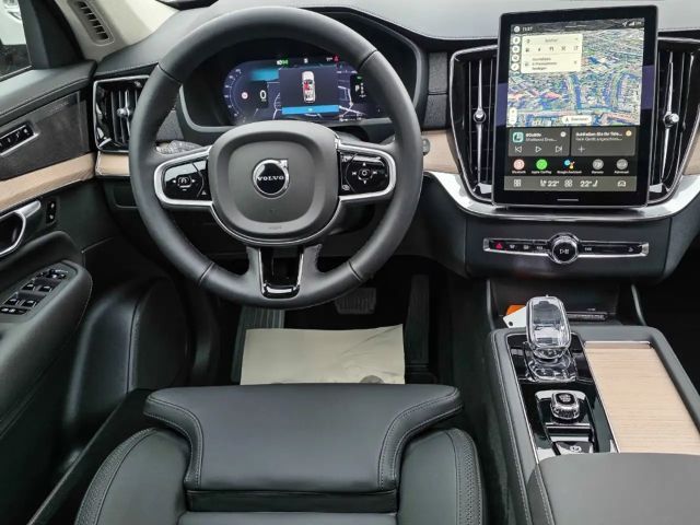 Volvo XC90 Dark Ultra