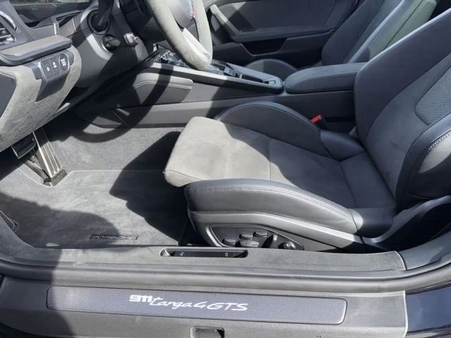 Porsche 911 4 Coupé GTS Targa Turbo