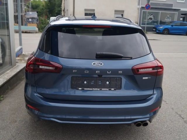 Ford Focus ST Line Wagon