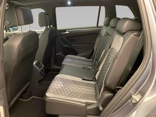 Volkswagen Tiguan Allspace DSG IQ.Drive R-Line