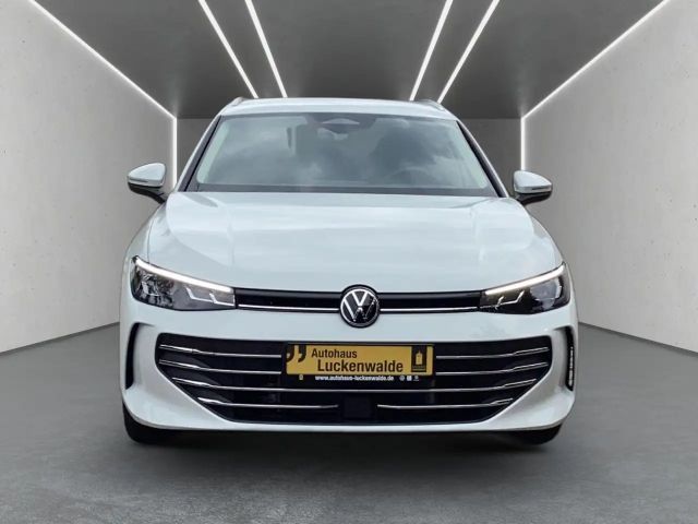 Volkswagen Passat 1.5 eTSI Business DSG Variant