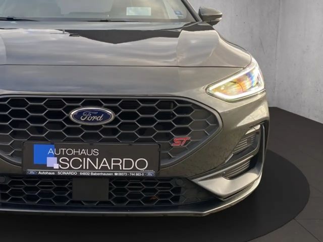 Ford Focus EcoBoost ST Line Wagon