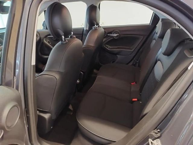 Fiat 500X Komfort + Tech Paket Navi Blendfreies Fernl. ACC A