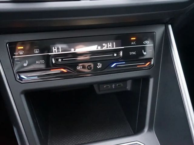 Volkswagen Polo 1.0 TSI Style