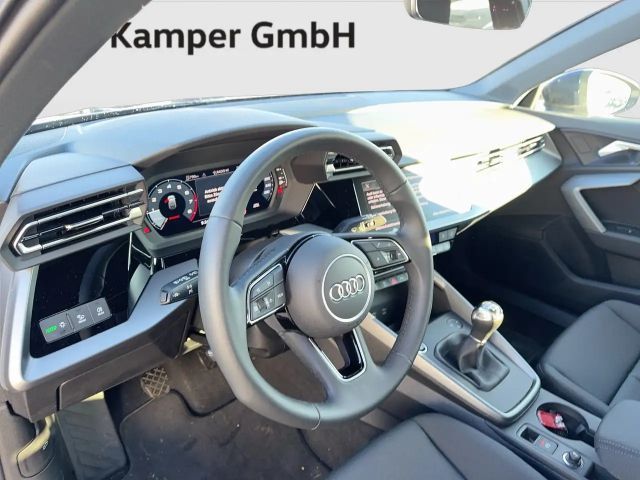 Audi A3 30 TFSI Sedan