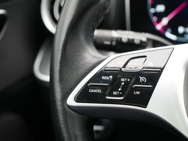 Mercedes-Benz C 200 VIRT LEDER PANO SHZ PTS KAM NAVI