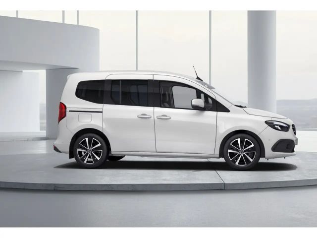 Mercedes-Benz T 180 T 180 d Standard PTS Navi Cam SHZ LED