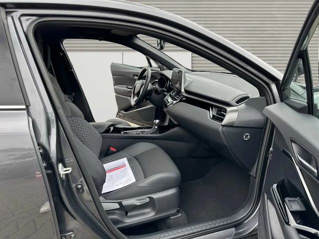 Toyota C-HR Hybride Team D