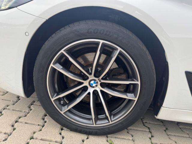 BMW 520 520d M-Sport Sedan xDrive