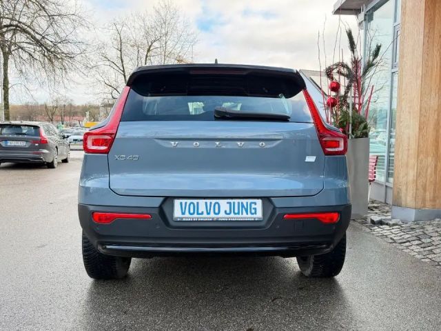 Volvo XC40 Core Recharge