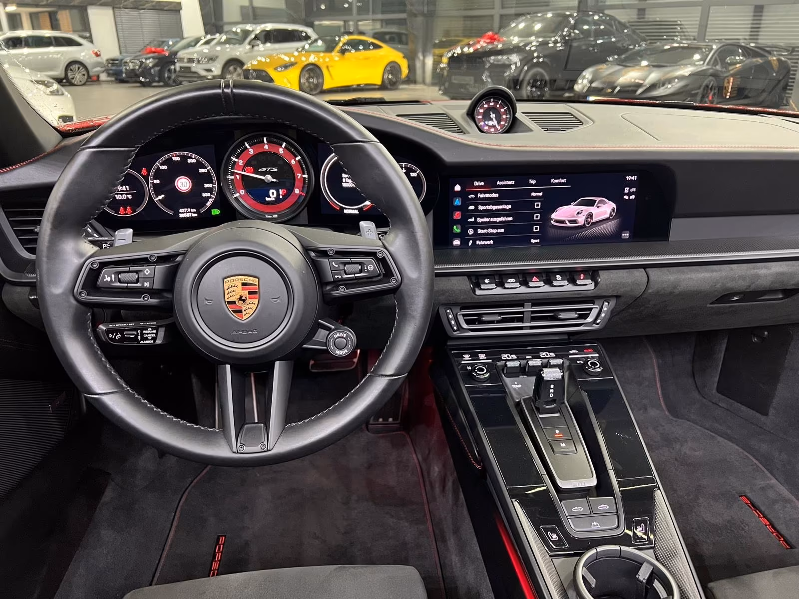 Porsche 911 4 992 Cabriolet Carrera GTS