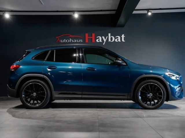 Mercedes-Benz GLA 200 AMG Line