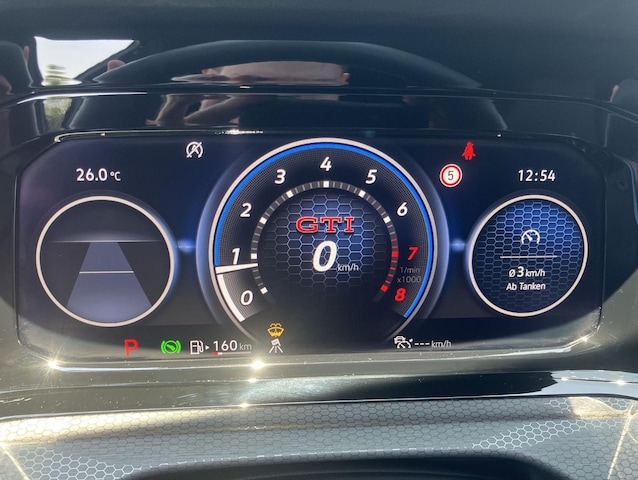 Volkswagen Golf 2.0 TSI DSG