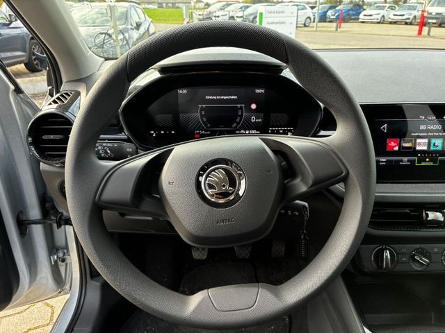 Skoda Fabia FABIA Essence