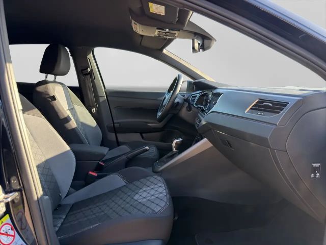 Volkswagen Taigo 1.5 TSI DSG R-Line