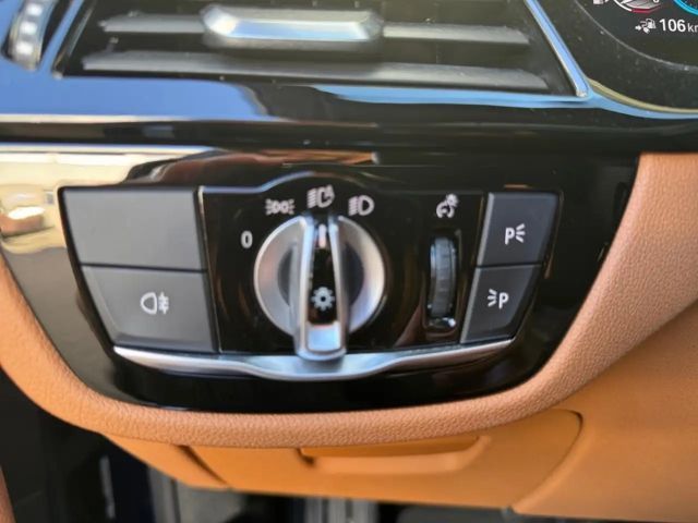 BMW 530 xe LASER+LEDER+HUD+ACC+PANO+DAB+BT+MFL+AHK+