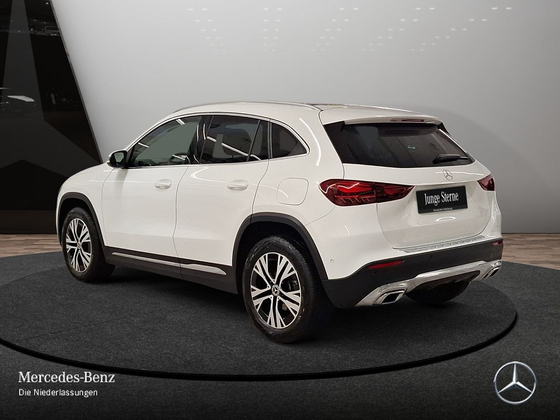 Mercedes-Benz GLA 180 Progressive