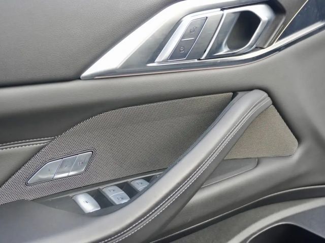 BMW M4 Cabrio Competition xDrive