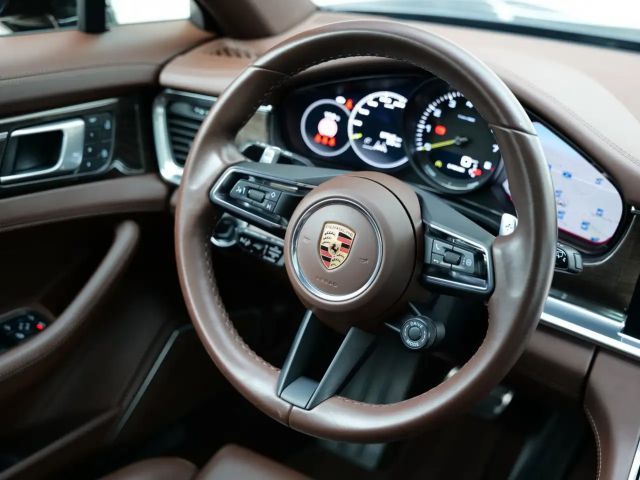 Porsche Panamera 4 E-Hybrid