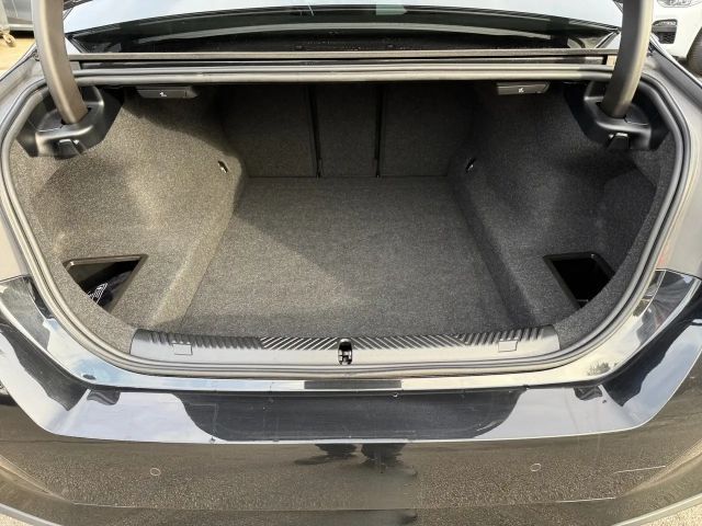 BMW 520 520i M-Sport Sedan