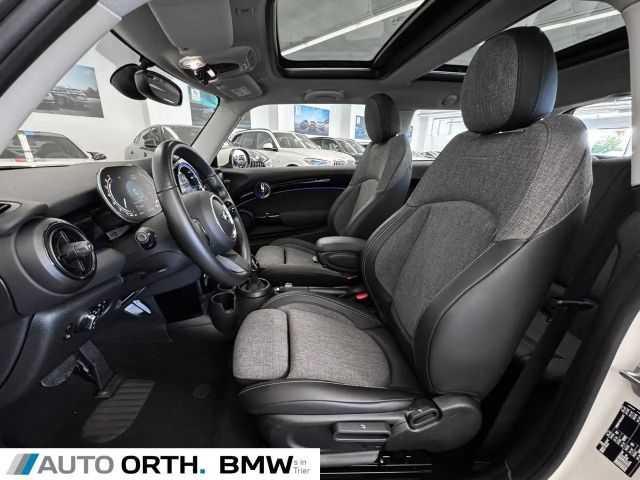 MINI One One AUTOM. NAVI LED PANO SPORTSITZ DIG.TACHO SHZ