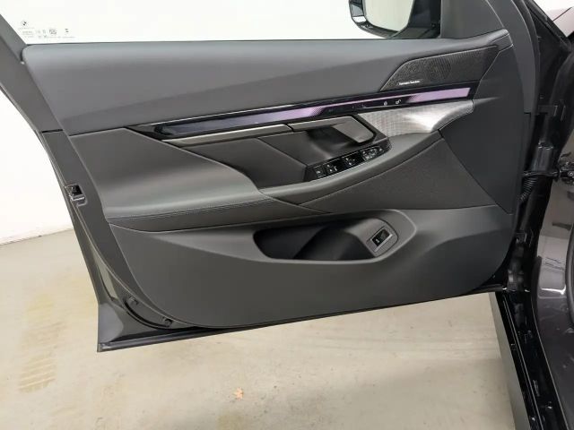 BMW 520 520d M-Sport