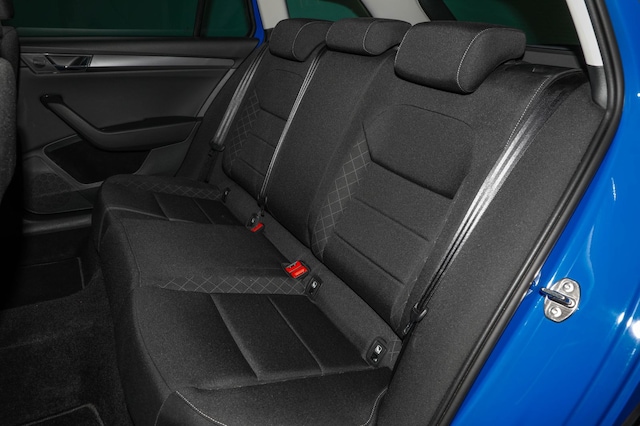 Skoda Superb 1.5 TSI Active Combi