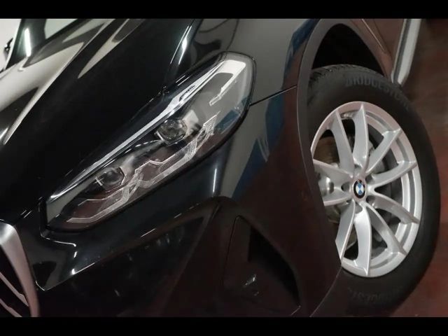 BMW X3 FACELIFT - LEDER - AUTOMAAT -