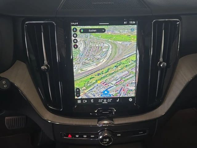 Volvo XC60 AWD Dark Plus