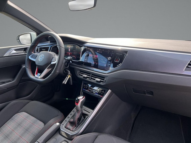 Volkswagen Polo 2.0 TSI DSG GTI