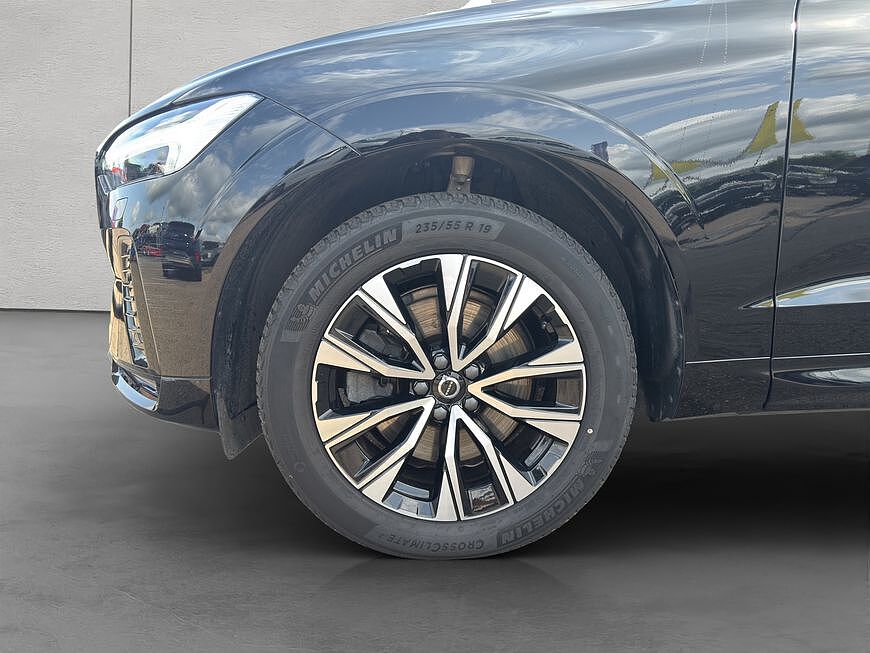 Volvo XC60 Dark Plus
