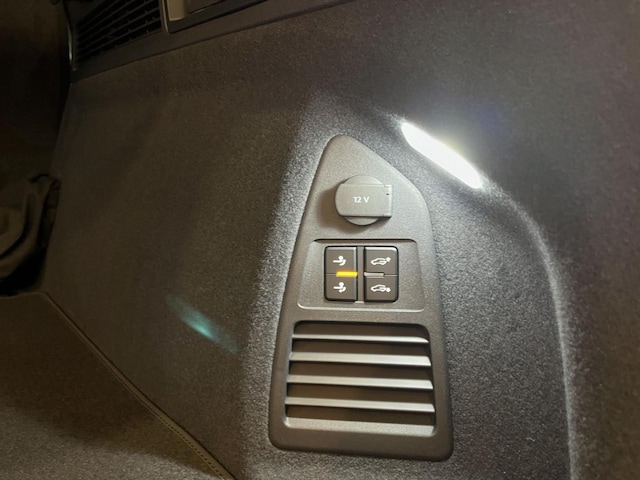 Volkswagen Touareg 4Motion R-Line